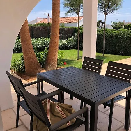 Bininuria - Lovely Private Pool In